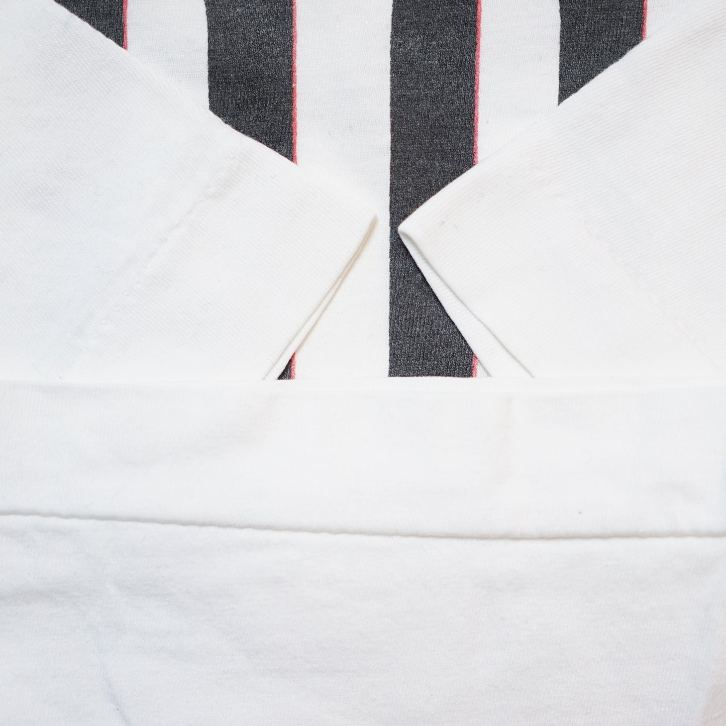 ROLLING STONES 1995 WITH STAND WHITE TAG CUT L-XL (b_1024)