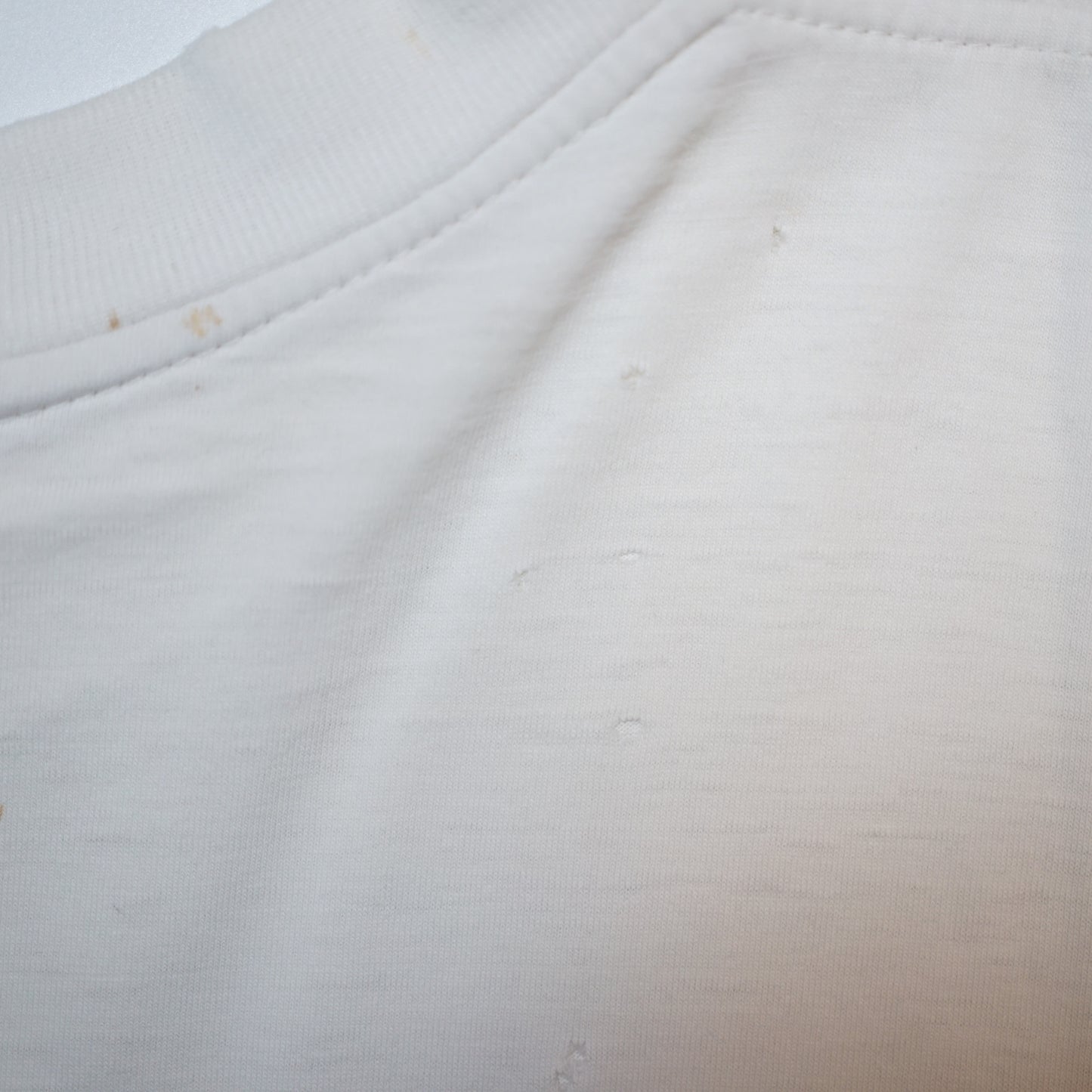 NIRVANA KURT COBAIN MEMORIAL WHITE EURO FITS EURO XL DAMAGE(b_1231)