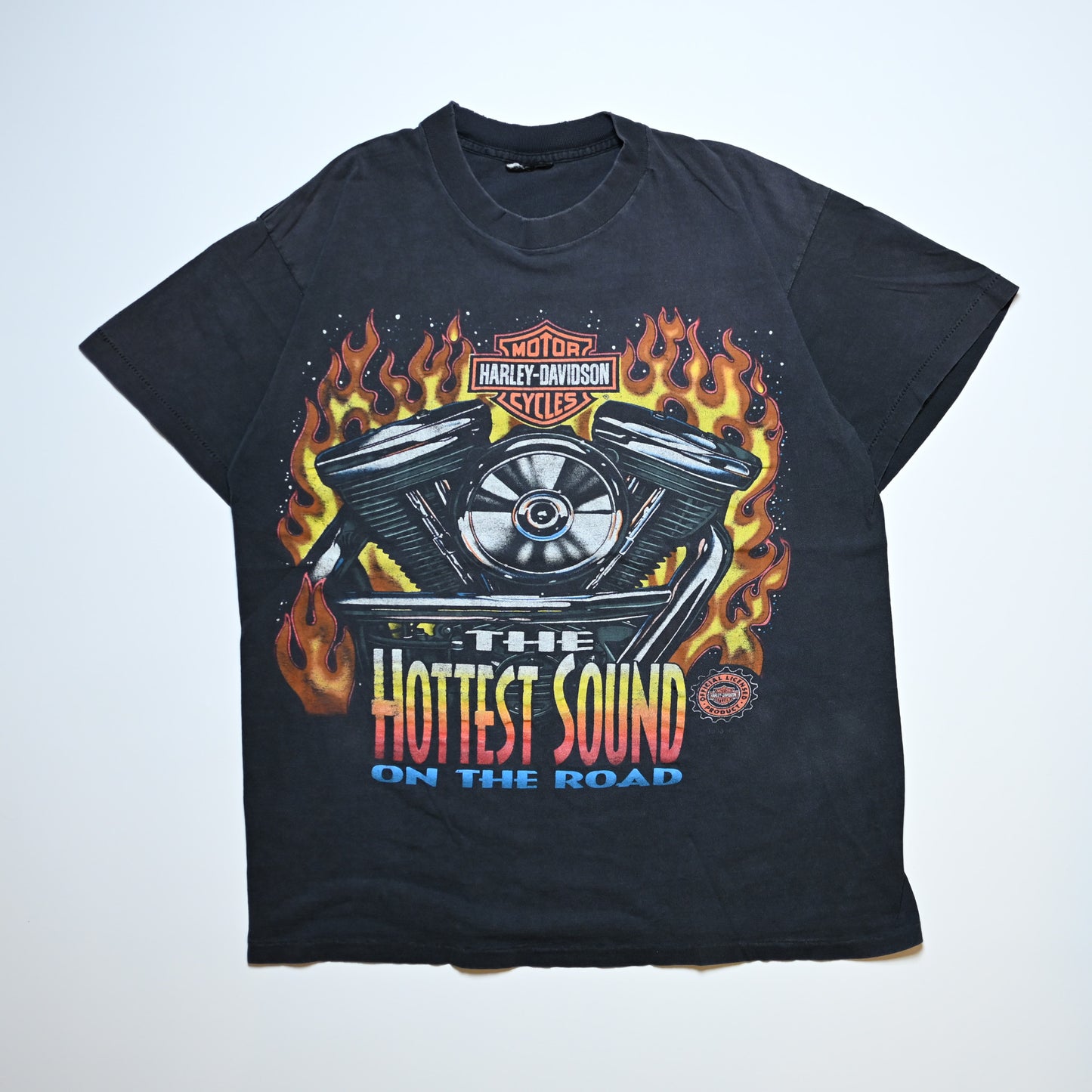HARLEY DAVIDSON THE HOTTEST SOUND ON THE ROAD ENGINE EMBLEM FITS LARGE (k_1127)