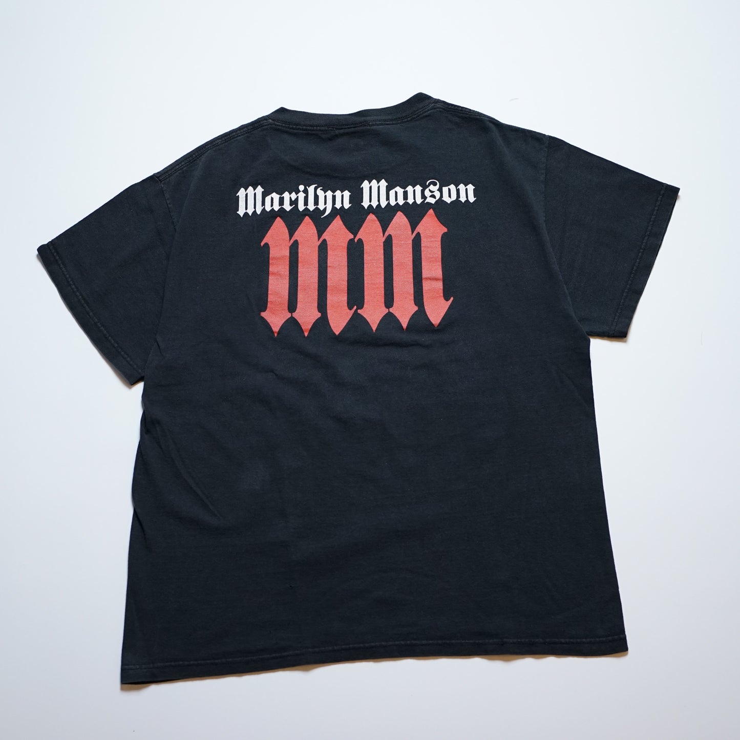 MARILYN MANSON AGAINST ALL GODS AMERICAN TOUR 2004 GIANT M-L (o_1113)