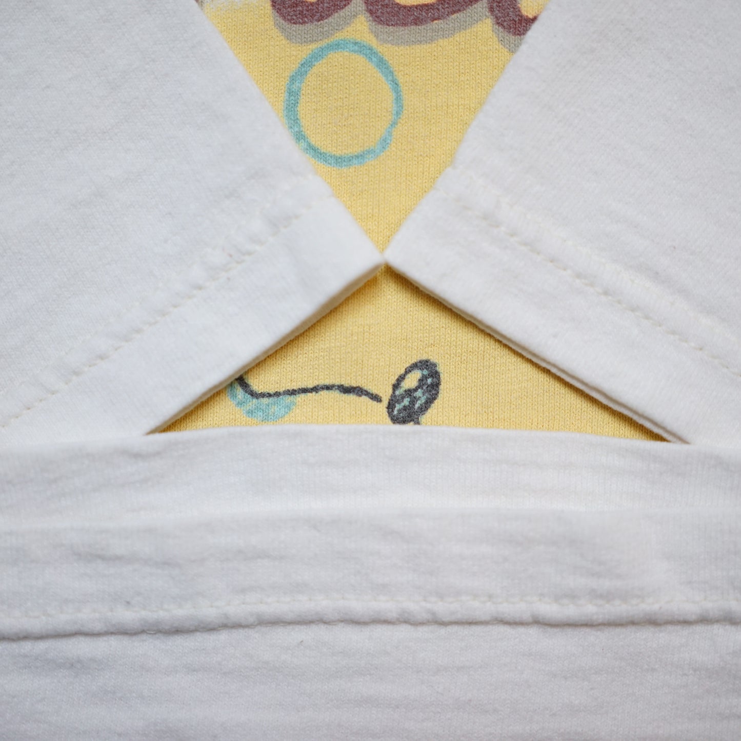 RED HOT CHILI PEPPERS ONE HOT MINUTE WORLD TOUR 1997 WHITE FRUIT OF LOOM LARGE (p_1202)