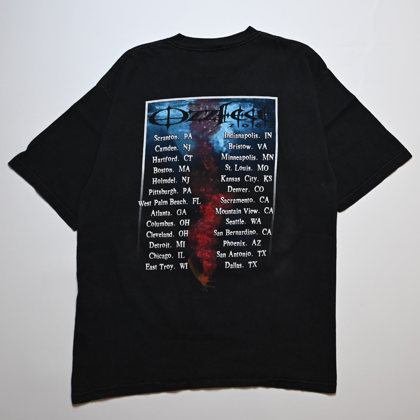 OZZY OSBOURNE 2002 OZZFEST JAWS PARODY ALLSPORTS LARGE (b_1218)