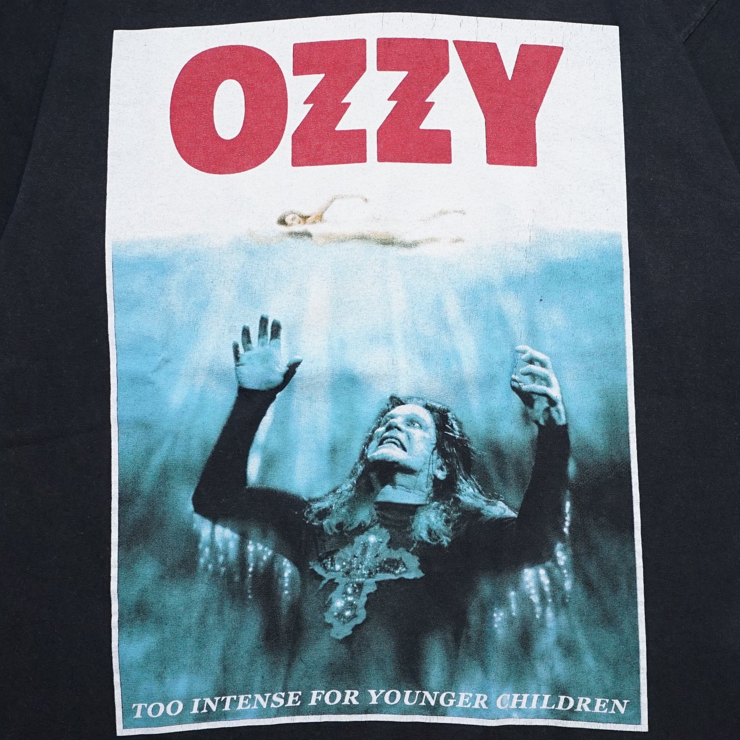 OZZY OSBOURNE 2002 OZZFEST JAWS PARODY ALLSPORTS LARGE (b_1218)