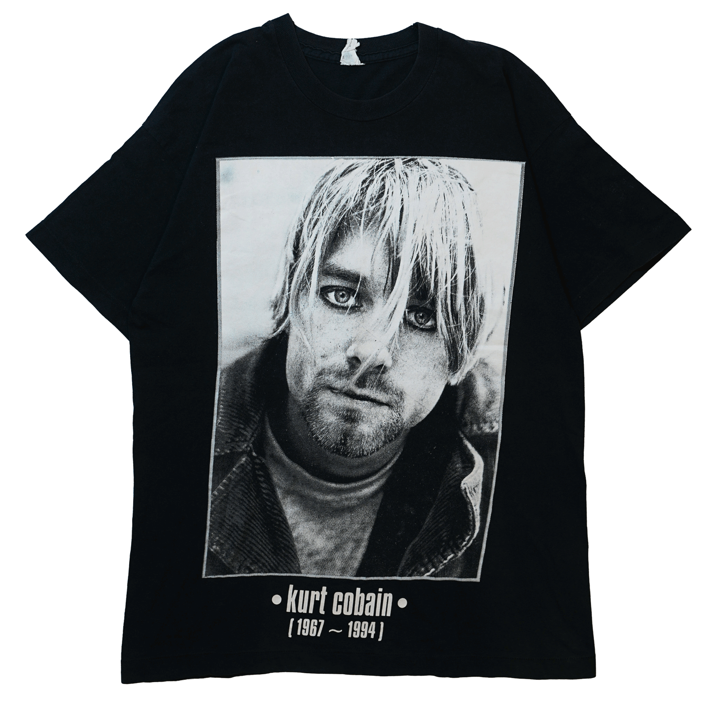 NIRVANA KURT COBAIN MEMORIAL MONOCHROME PORTRAIT BLACK (iw_51005)