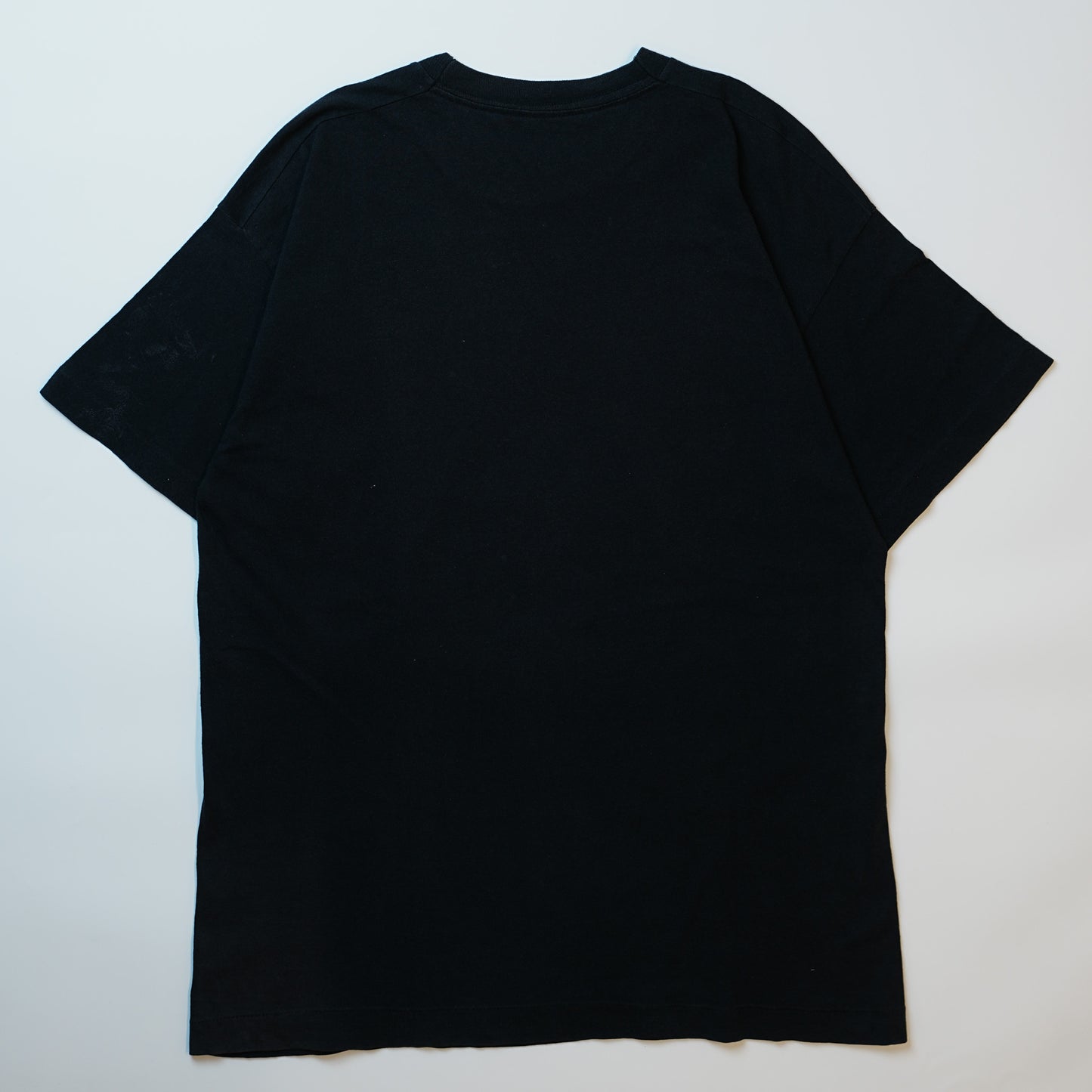 NIRVANA KURT COBAIN MEMORIAL MONOCHROME PORTRAIT BLACK (iw_51005)