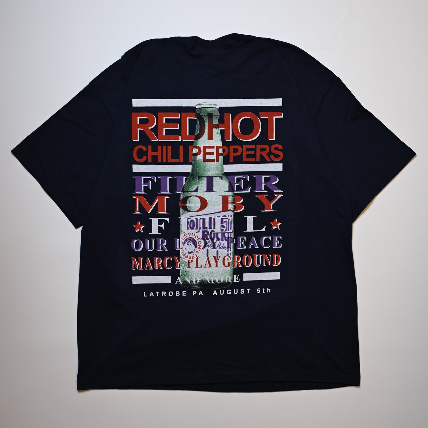 RED HOT CHILI PEPPERS ROLLING ROCK TOWN FAIR NAVY GILDAN XL  (k_1008)