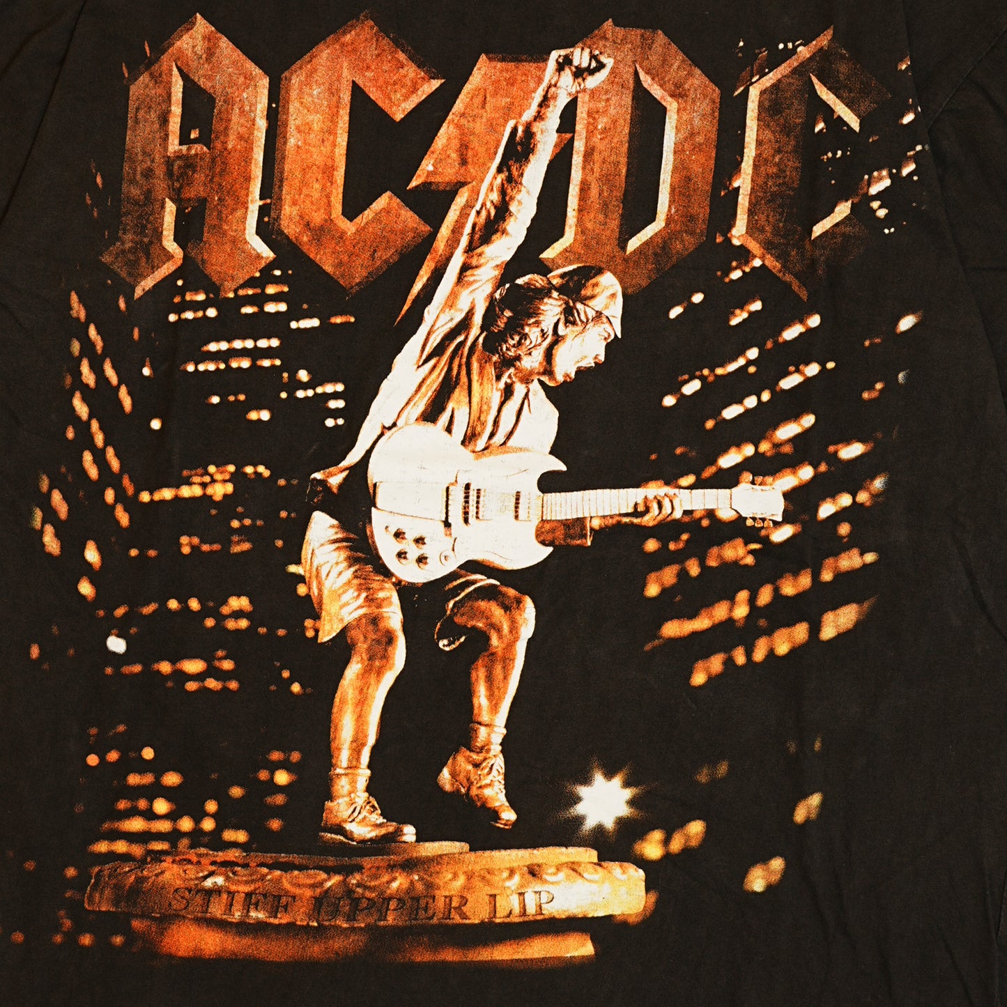 AC/DC 2000 WORLD TOUR BOOTLEG XL (n_0606)