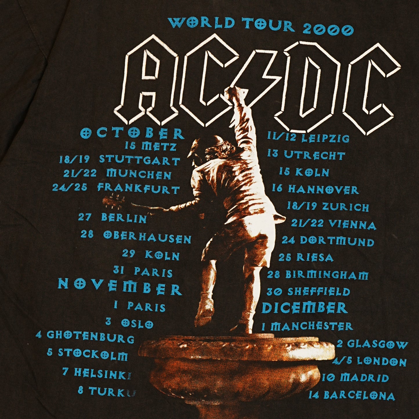 AC/DC 2000 WORLD TOUR BOOTLEG XL (n_0606)