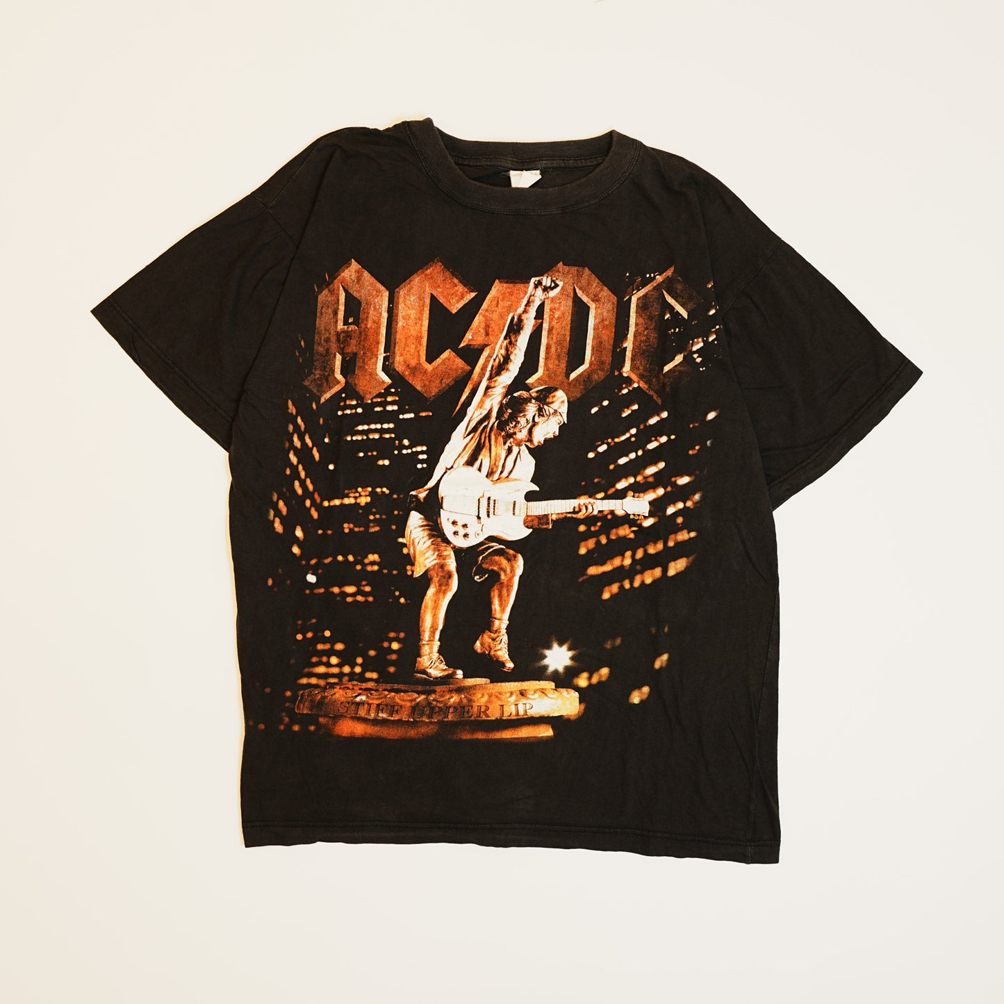 AC/DC 2000 WORLD TOUR BOOTLEG XL (n_0606)