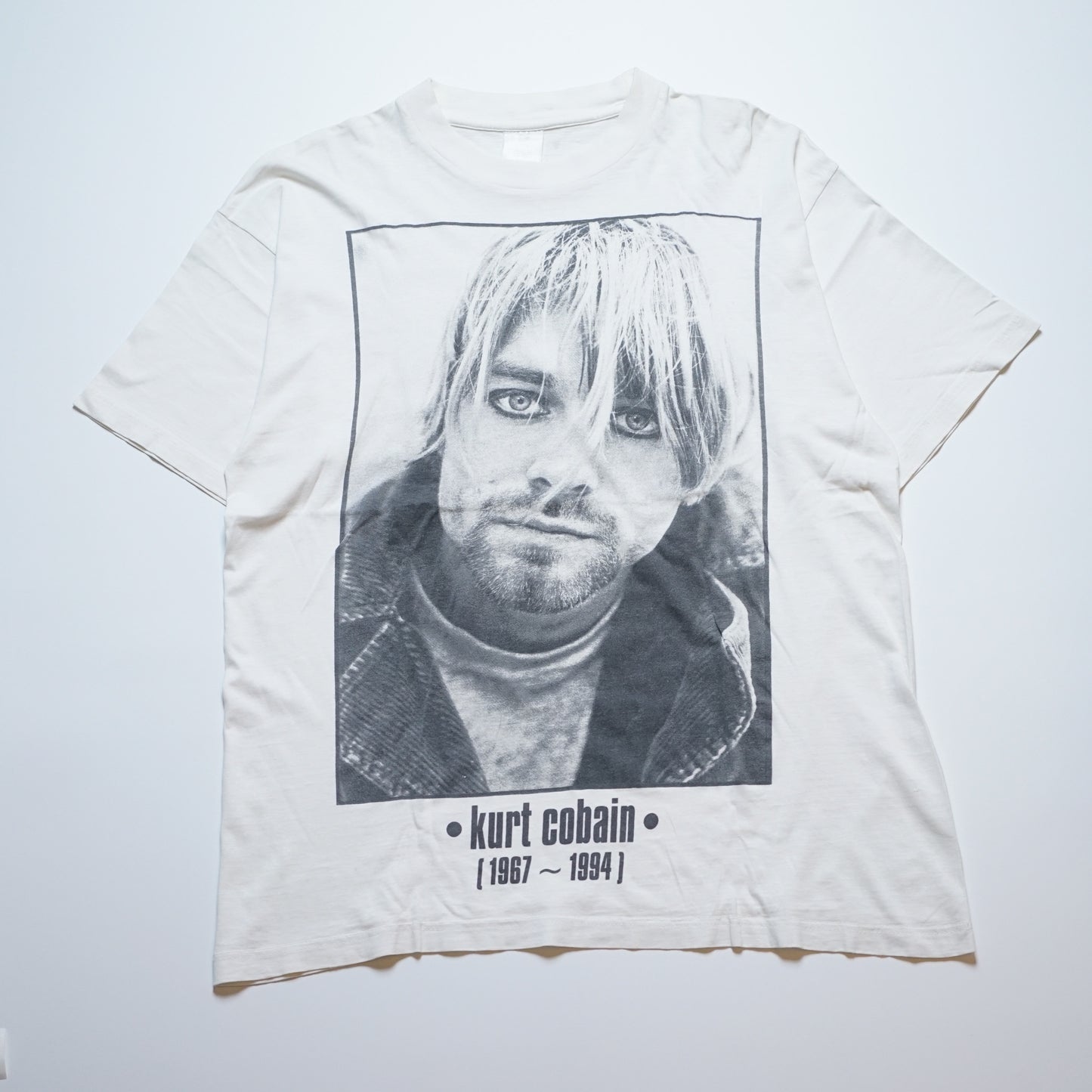 NIRVANA KURT COBAIN MEMORIAL WHITE EURO FITS XL (p_1101)